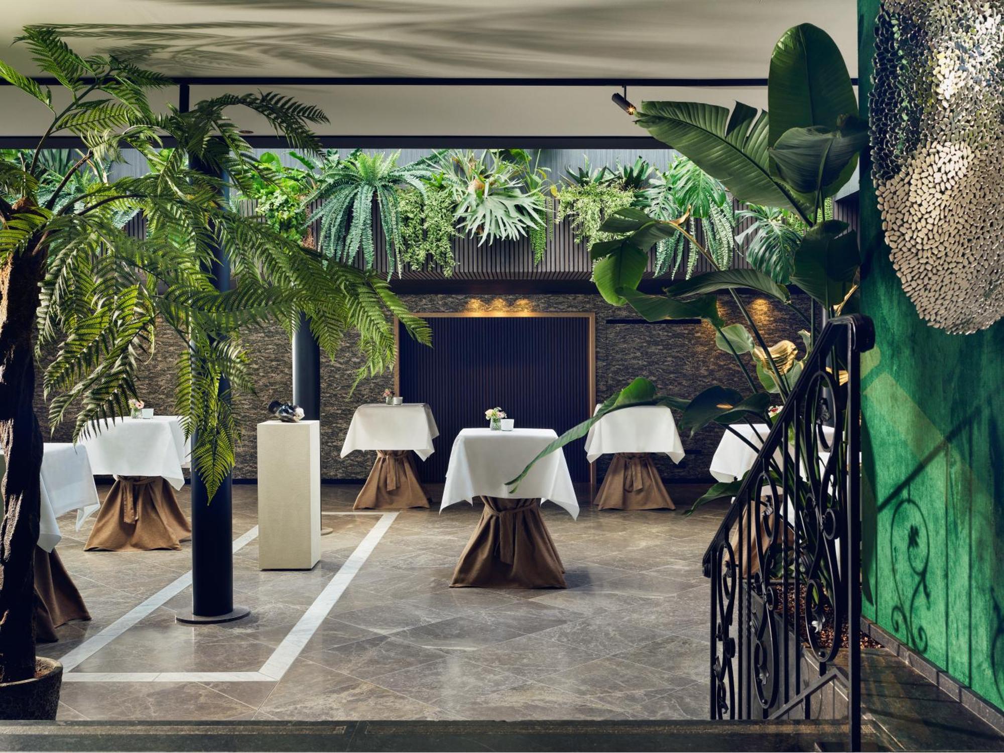 La Butte Aux Bois A Small Luxury Hotel Of The World Lanaken Exterior photo