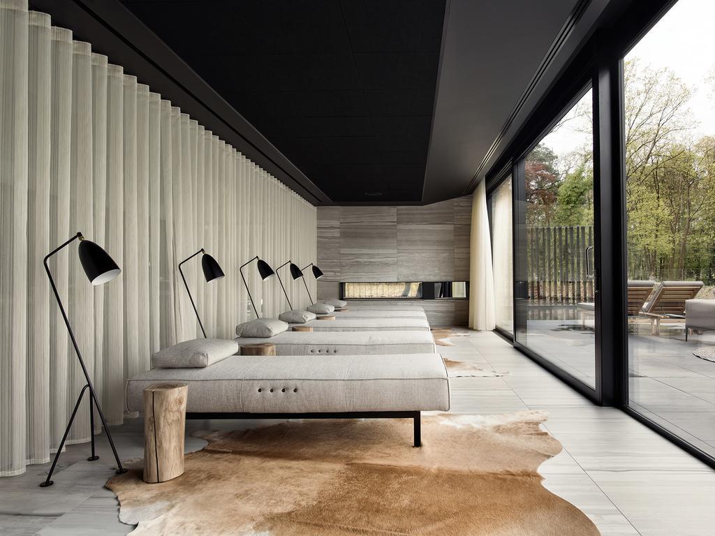 La Butte Aux Bois A Small Luxury Hotel Of The World Lanaken Exterior photo