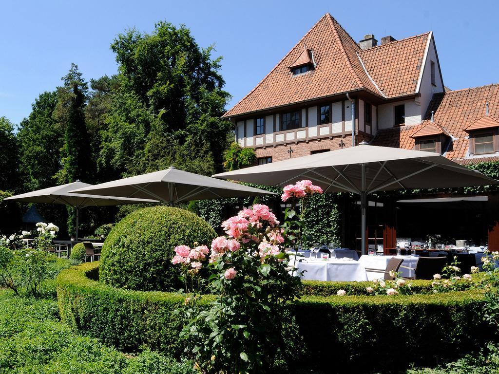 La Butte Aux Bois A Small Luxury Hotel Of The World Lanaken Exterior photo
